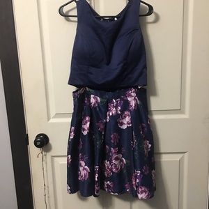 Dark blue/purple dress